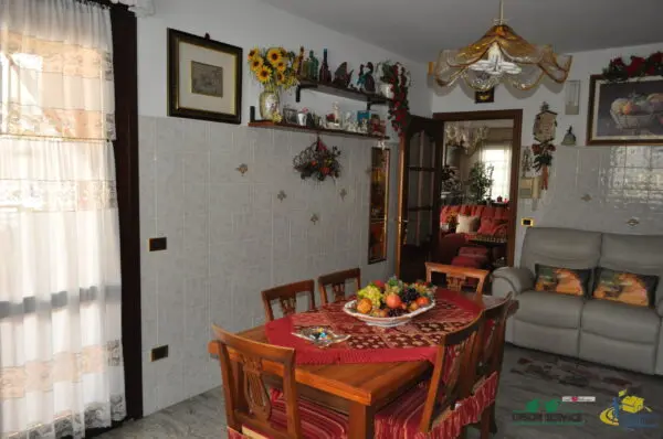 Porzione Di Casa via Parigi, Collecchio