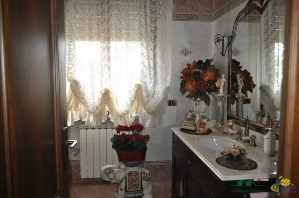 Porzione Di Casa via Parigi, Collecchio
