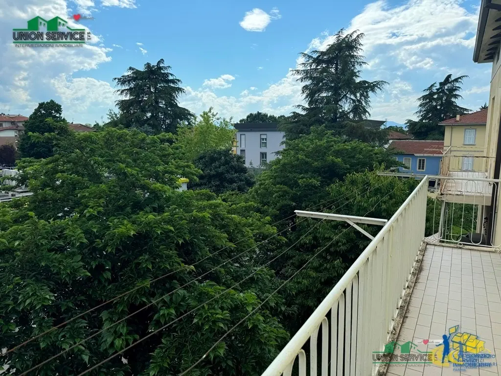 Immagine per Quadrilocale in vendita a Collecchio via Vittorio Veneto 44