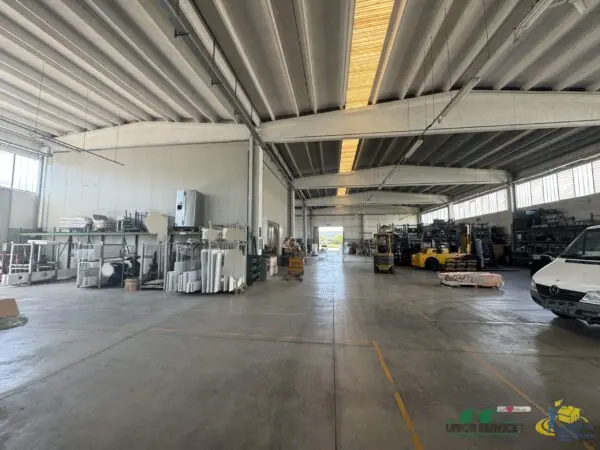 Capannone via Nobel, Parma