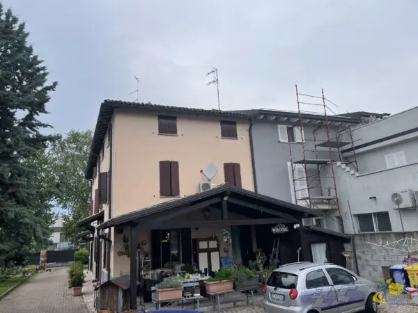 Ufficio via Mantova, Parma