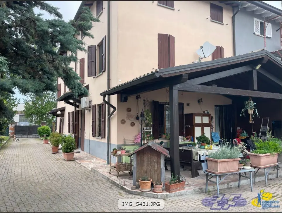 Immagine per Porzione di casa in vendita a Parma via Mantova