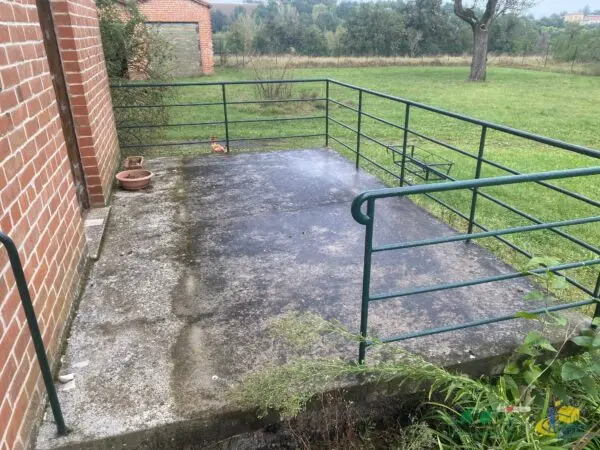 Porzione Di Casa Medesano