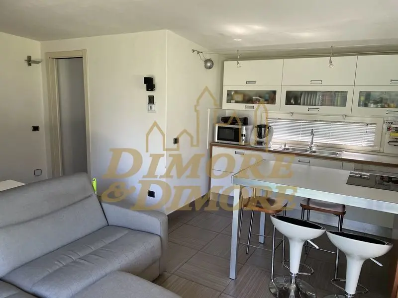 Immagine per Villa bifamiliare in vendita a Taino piazza Piero E Gaspare Pajetta 72