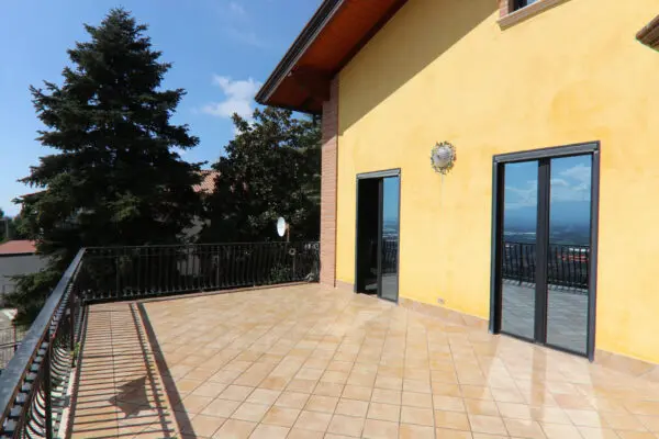 Villa via Paradiso, Eboli