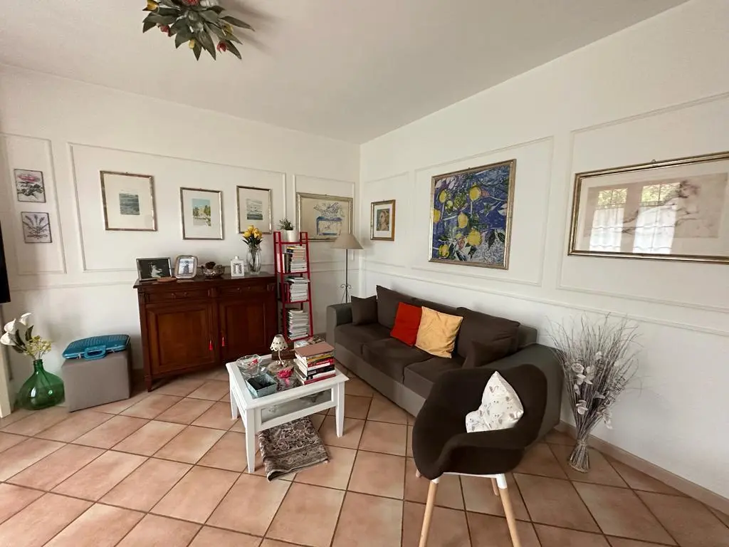 Immagine per casa semindipendente in vendita a Ameglia via Xxv Aprile