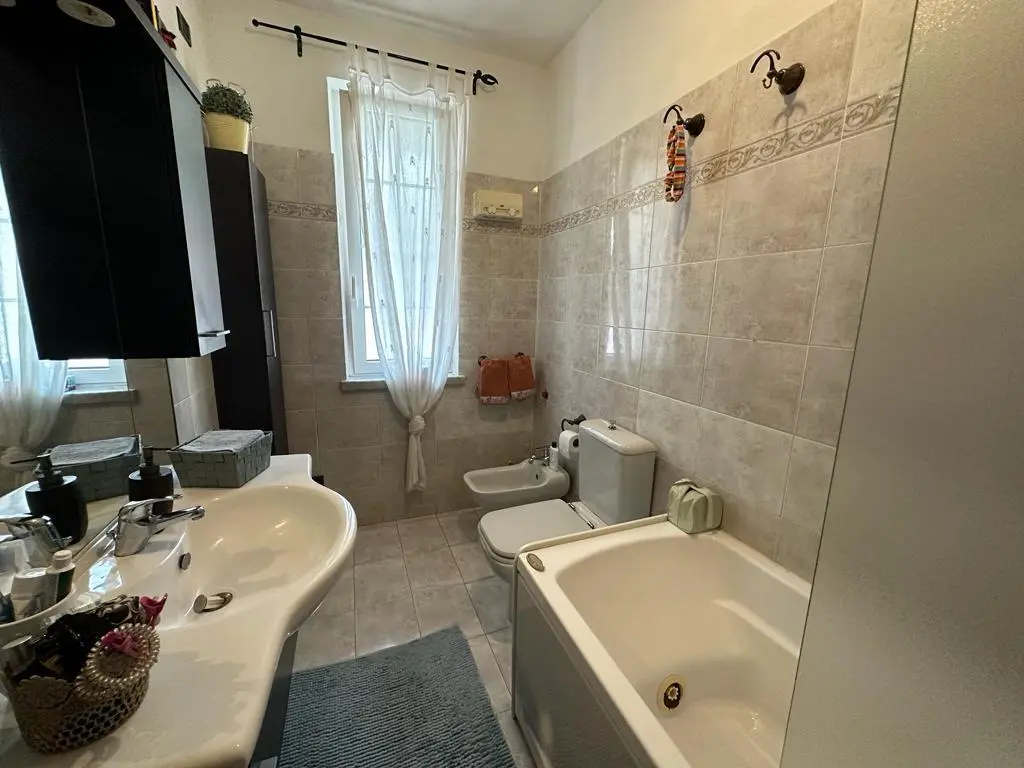 Immagine per casa semindipendente in vendita a Ameglia via Xxv Aprile