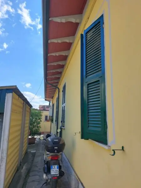 Terratetto corso 40, Luni