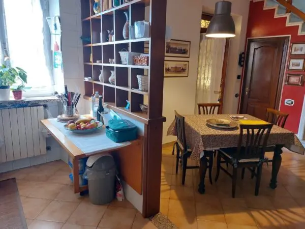Terratetto corso 40, Luni