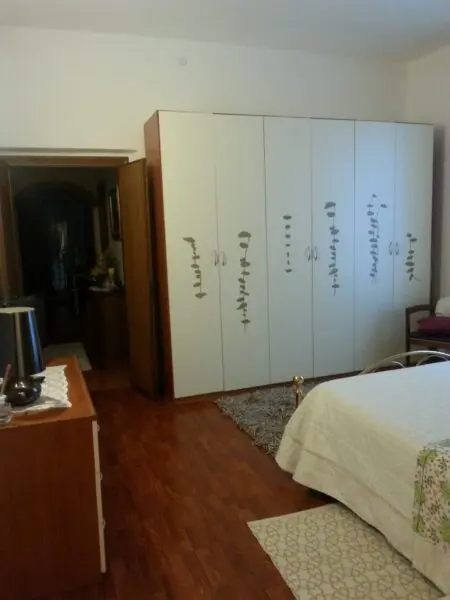 Terratetto corso 40, Luni