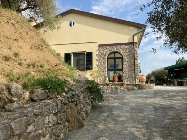 Villa via Provinciale 247, Castelnuovo Magra