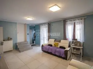 Appartamento via G ratti, Trana