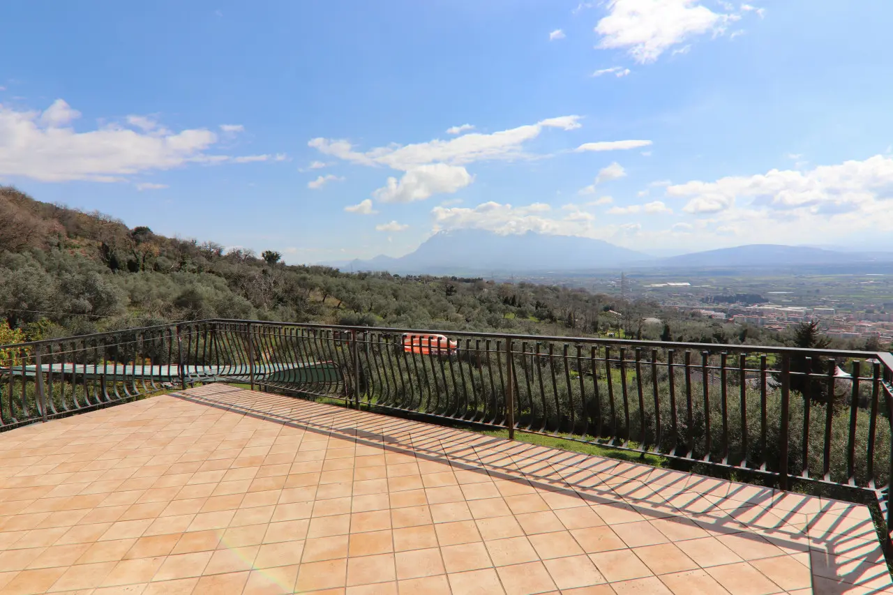 Immagine per Villa in Vendita a Eboli Via Paradiso