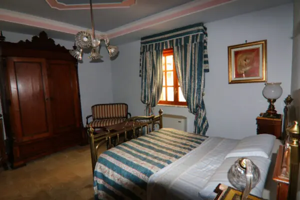 Villa via Paradiso, Eboli