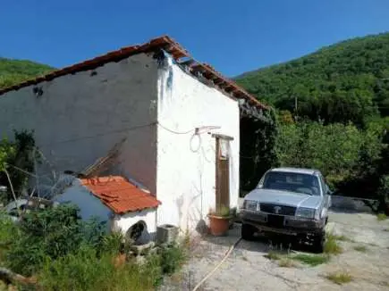 Magazzino via Costa Snc, Diano Arentino