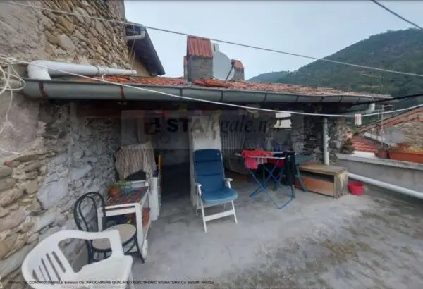 Appartamento via San Michele 11, Dolceacqua
