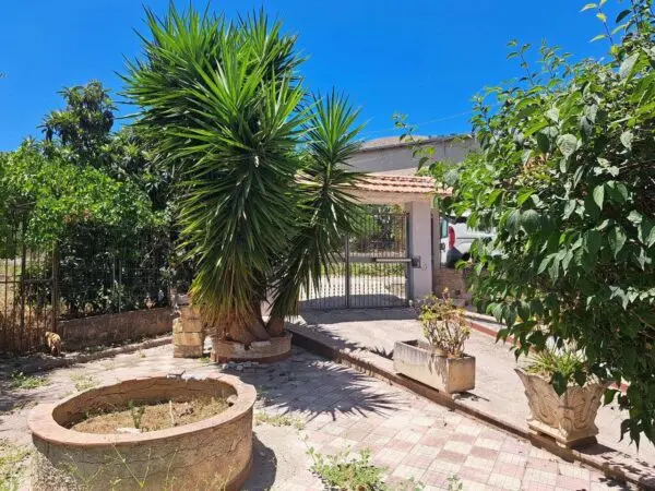 Porzione Di Casa via Santa Liberata, Monreale