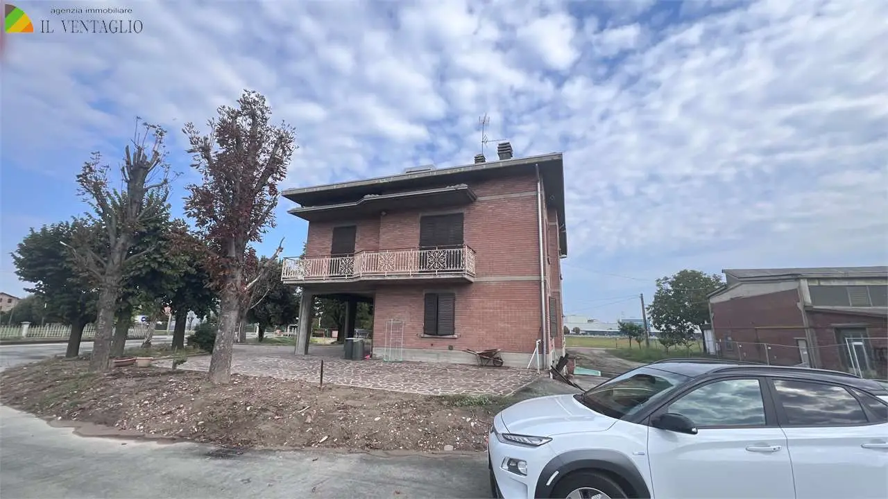 Immagine per Terreno agricolo in affitto a Sassuolo