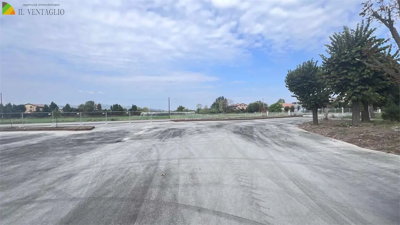 Immagine per Terreno agricolo in affitto a Sassuolo