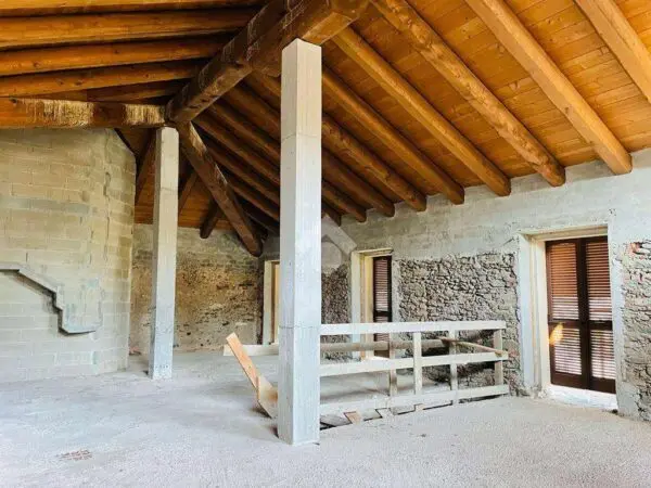Villa via Umberto I 20, Lanzo Torinese