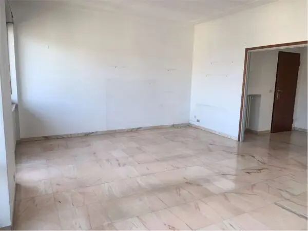Appartamento corso Sebastopoli 213, Torino