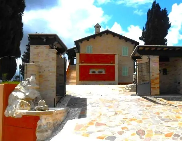 Immagine per Villa trifamiliare in vendita a Offida via Sp 17