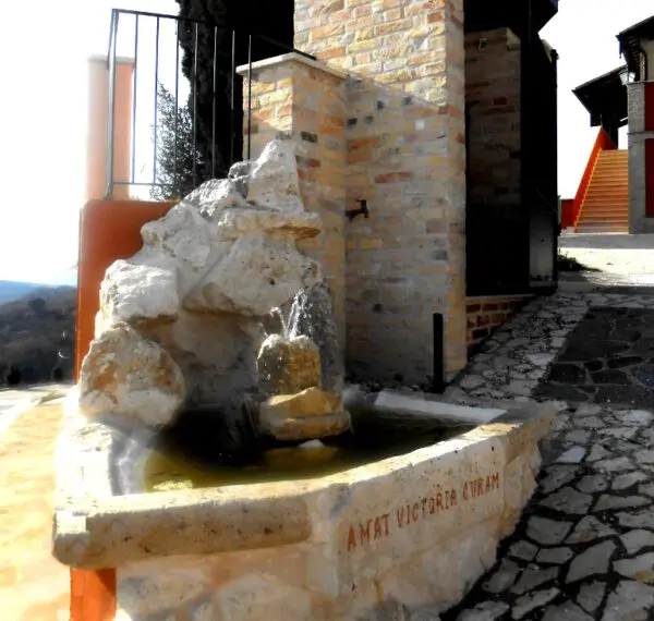 Villa Trifamiliare via Sp 17, Offida
