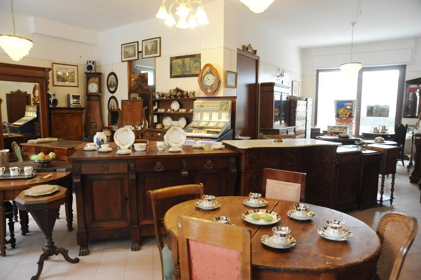 Immagine per Locale Commerciale in vendita a Canosa di Puglia via dei gelsomini 