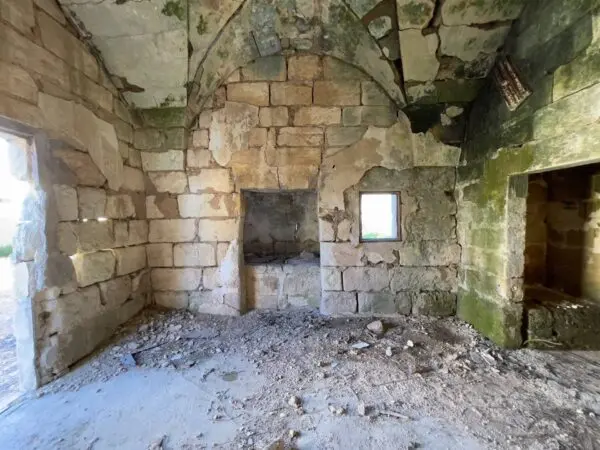 Rustico/Casale via Ardito Desio, Lecce