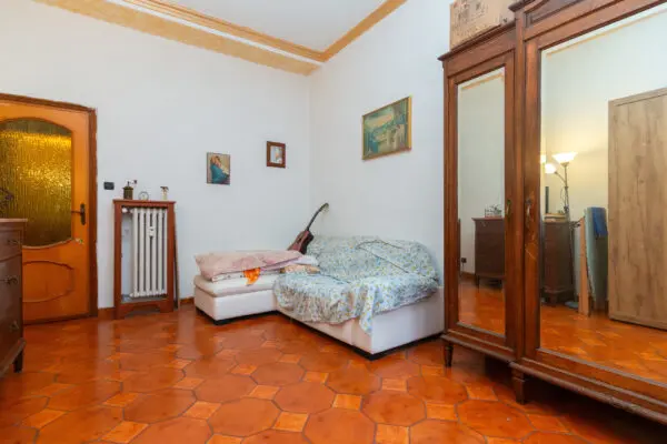Trilocale corso Giulio Cesare 79, Torino