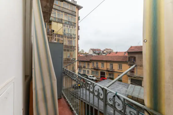 Trilocale corso Giulio Cesare 79, Torino