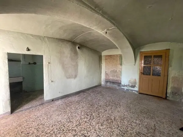 Villa Trifamiliare via Roma 15, Lusigliè