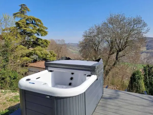 Villa via Berzora 7, Traversetolo