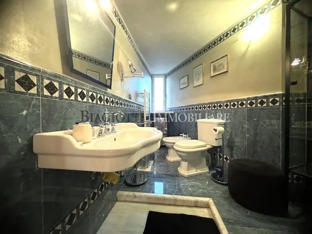 Immagine per Appartamento in vendita a Livorno viale Italia
