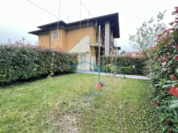 Trilocale via Villa Pedergnano, Erbusco