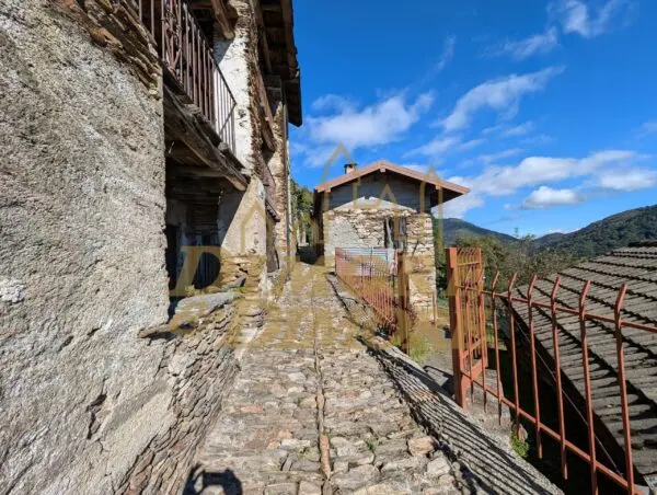 Villa via Case Garoni 29, Intragna
