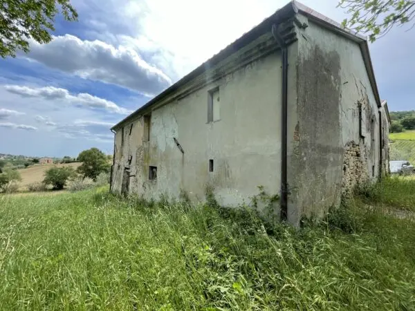 Rustico via Offagna, Ancona