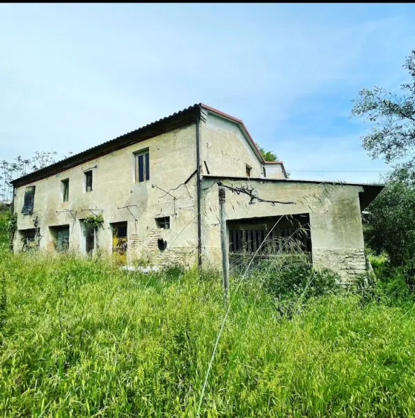 Rustico via Offagna, Ancona