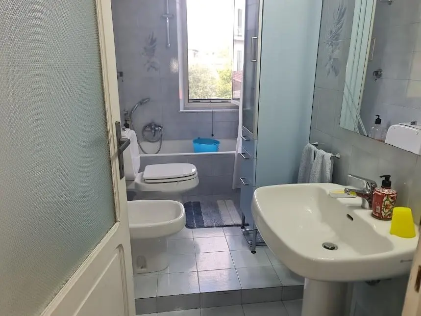 Immagine per casa semindipendente in vendita a Carrara viale Xx Settembre 173