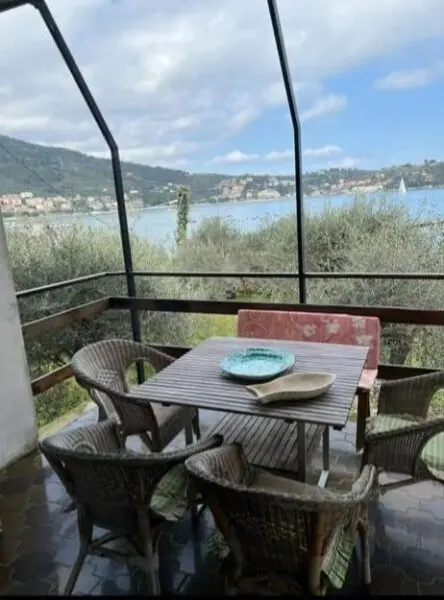 Villa via Cavour 42, Portovenere