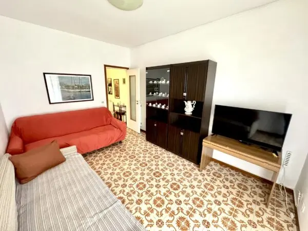 Trilocale via Giuseppe Garibaldi, Riva Ligure