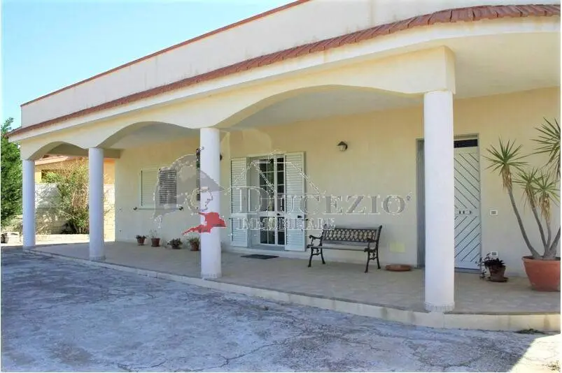 Immagine per Villa in vendita a Noto via Cda Cozzo Tondo