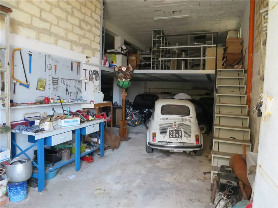 Immagine per Box in vendita a Noto via Gian Tommaso