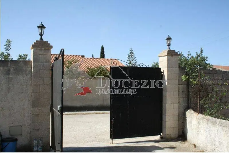 Immagine per Villa in vendita a Noto via Cda Cozzo Tondo