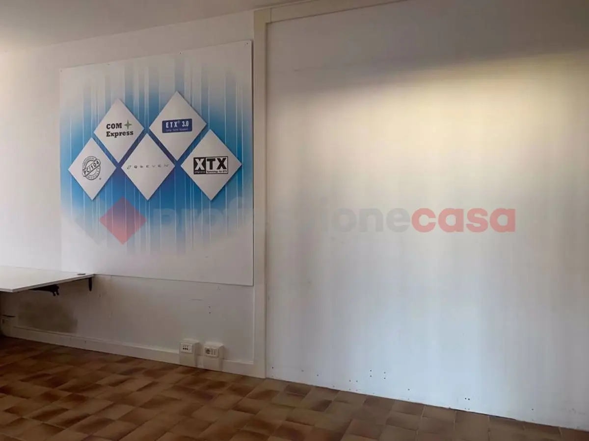 Immagine per Ufficio in affitto a Arezzo via Calamandrei