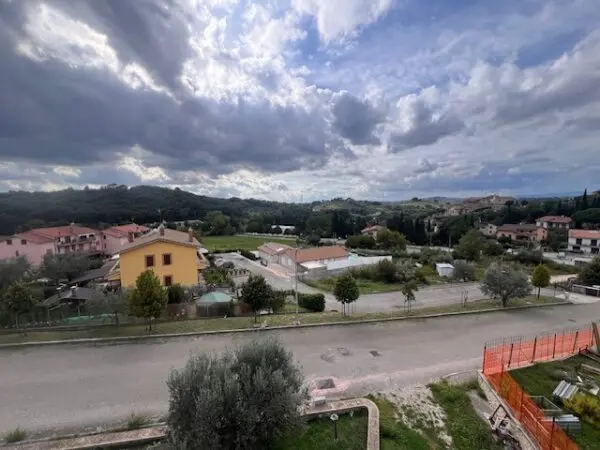 Appartamento strada Della Madonella, Narni