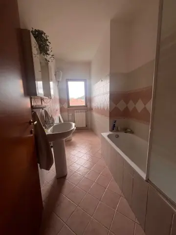 Appartamento strada Della Madonella, Narni