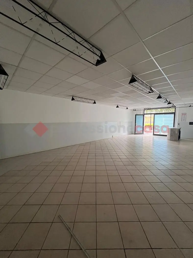 Immagine per Negozio in affitto a Arezzo