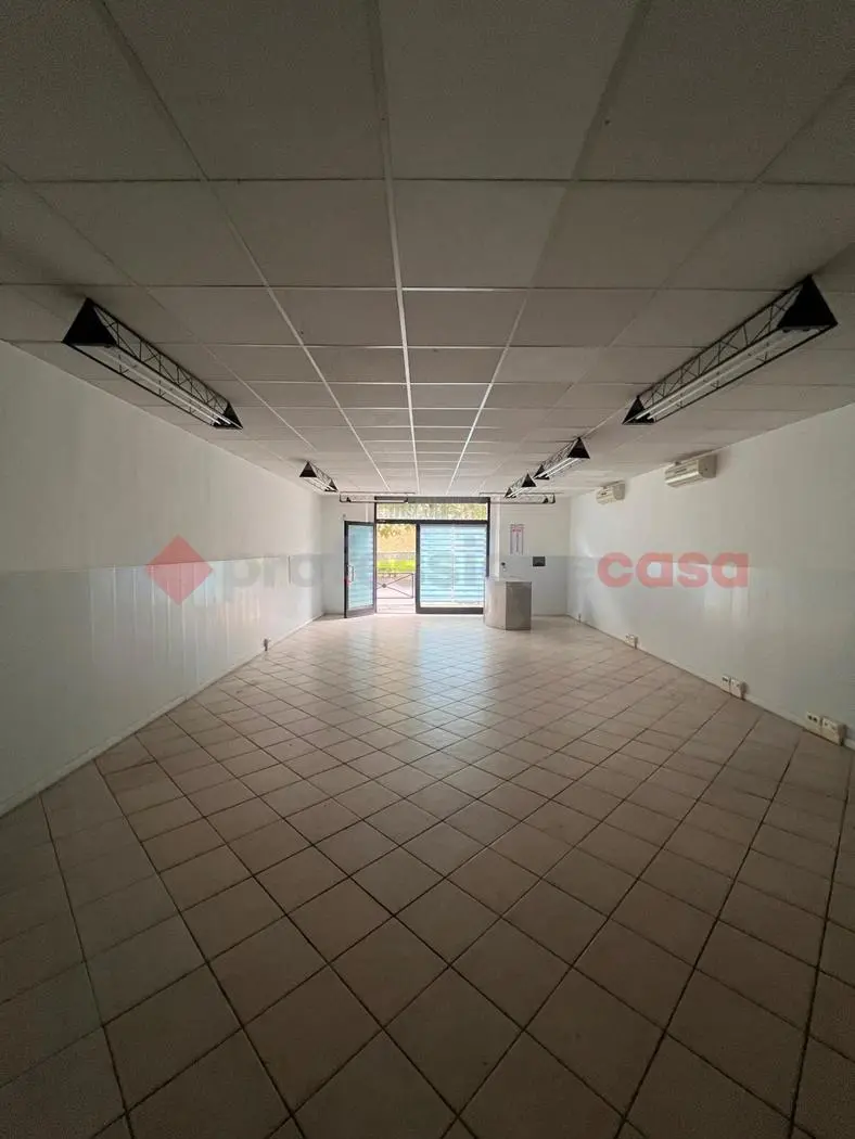 Immagine per Negozio in affitto a Arezzo