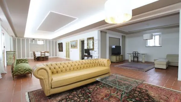Casale via Colombini, Montecarlo
